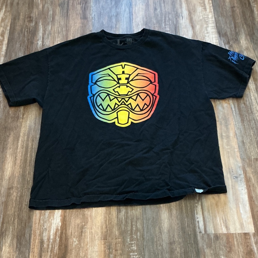 Vibrant Tribal Mask Graphic Tee Hawaii